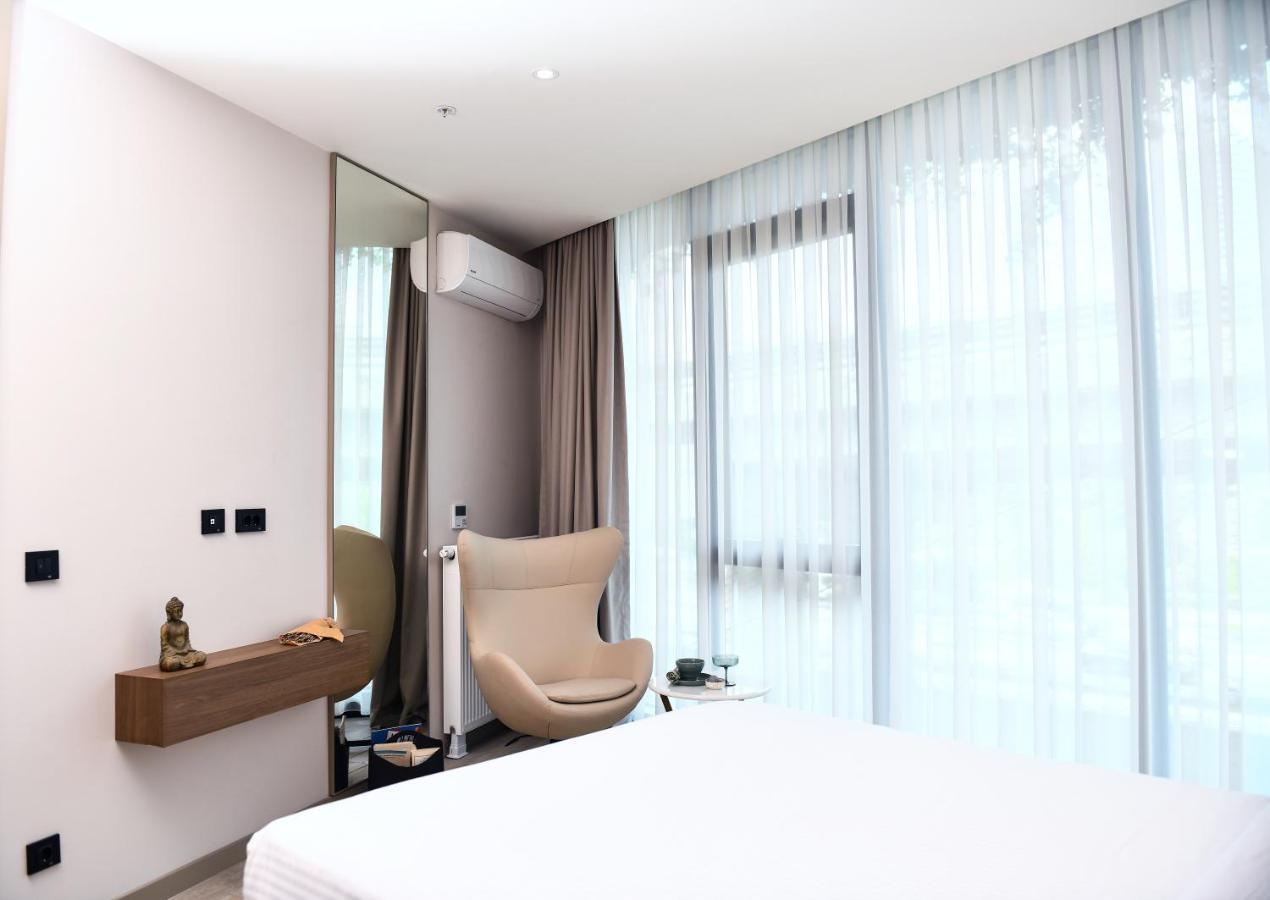 Westside Residences By Rotana Istanbul Exterior photo