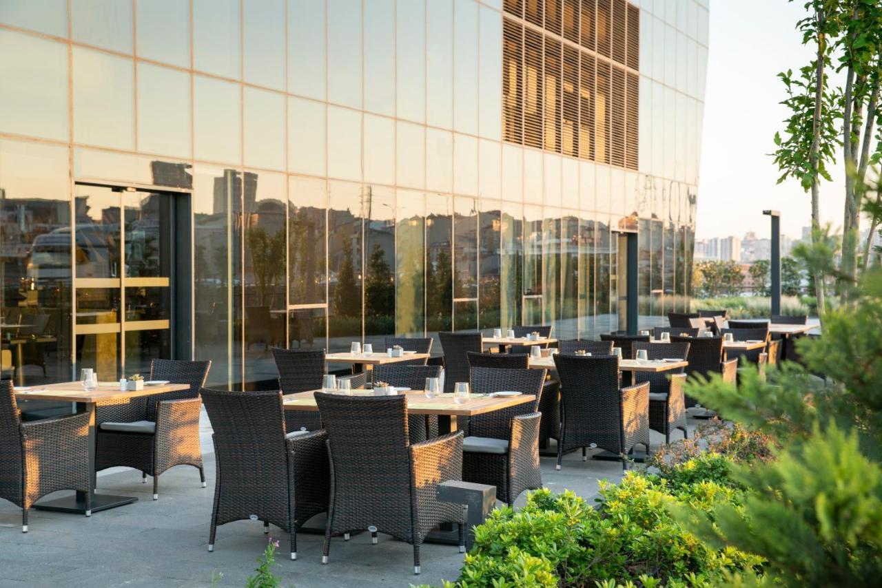 Westside Residences By Rotana Istanbul Exterior photo